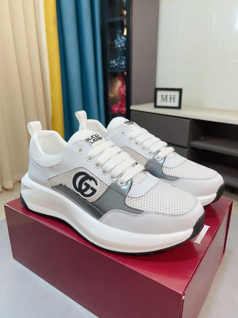 Men's shoes 💰440🌹🌹GUCCI [Gucci] New high-end brand of men's shoes, the latest fashionable casual men's shoes, trendy and versatile style, relaxed and sporty style, uppers imported from Italy, first-layer cowhide, genuine leather lining and ultra-fine workmanship. Original personalized fashionable rubber wear-resistant outsole, light and comfortable on the foot, size 38-44